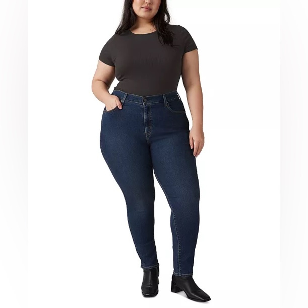 084-NWT. Levi’s 721 High Rise Skinny Jeans Plus Size 22W M